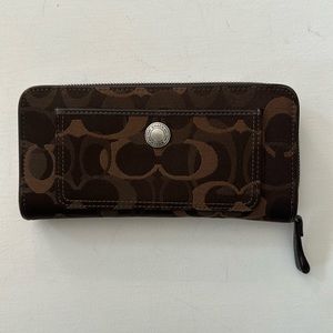 Vintage Coach Continental Wallet - brown monogram - EUC